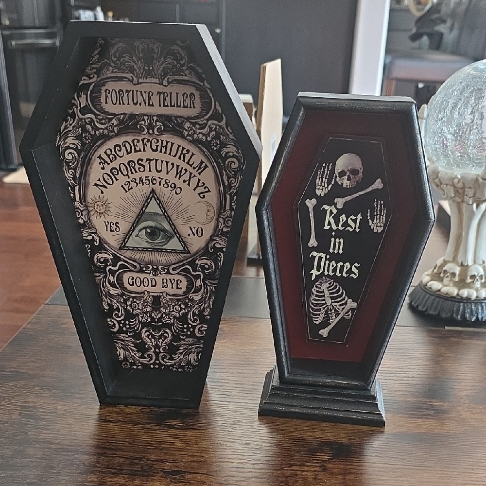 Black and Brown Fortune Teller and Skeleton Plaques